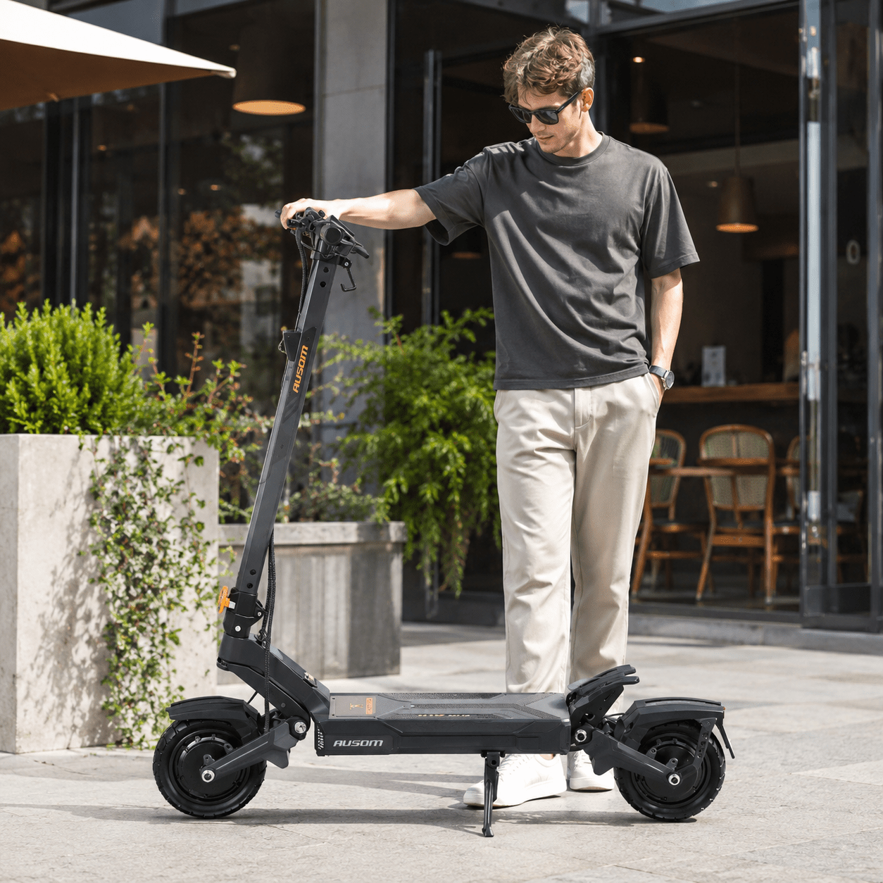 Ausom DT2 Pro Elektromos Roller - | Cyber Bazaar