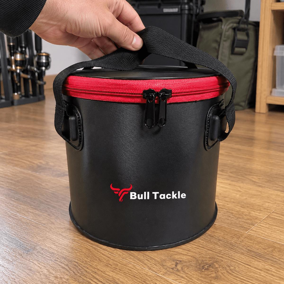 Bull Tackle EVA cipzáras keverőedénytartó 1155 - Horgásztáska | Cyber Bazaar