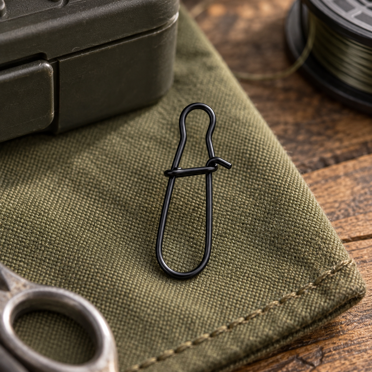 Carp King Fast Lock Snap kapocs – 5 db – környezeti termékfotó 2