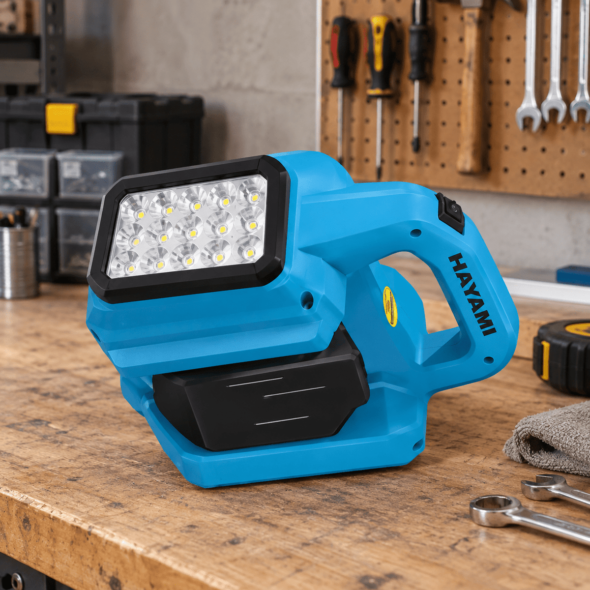 HAYAMI HA-2014 hordozható inverter LED munkalámpával - Inverter | Cyber Bazaar